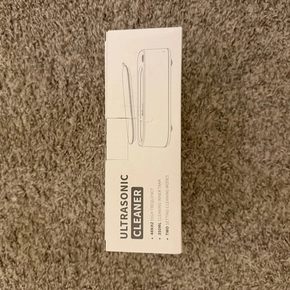 Sleek White Ultrasonic Jewelry Cleaner - Picture 9 of 9